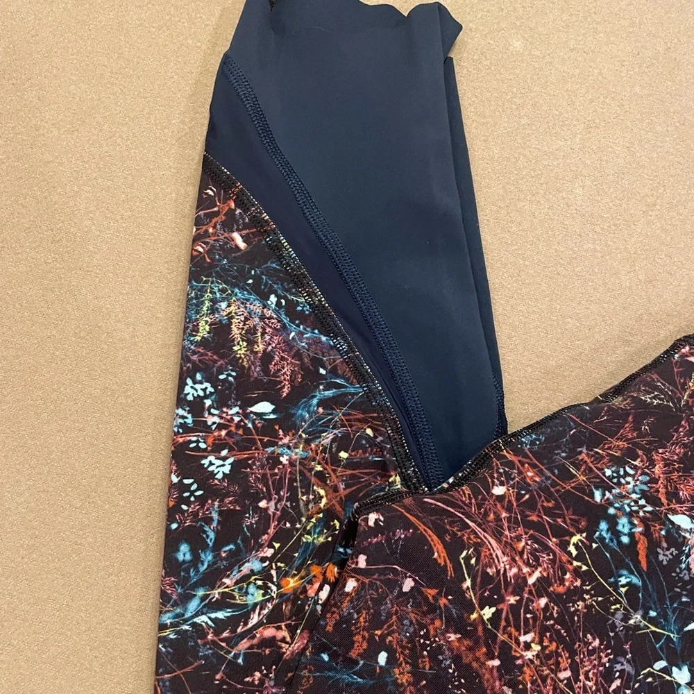 Lululemon Wunder Under Scalloped Crop Leggings Size 4 - Picture 2 of 9